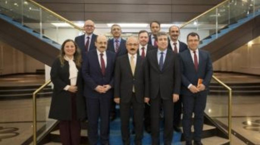 Uşak &Uuml;niversitesi Pilot &Uuml;niversite &Ccedil;alışmalarına Hız Kesmeden Devam Ediyor