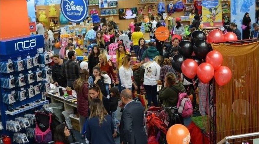 Teknosa, Mickey&rsquo;nin Doğum G&uuml;n&uuml;n&uuml; Kutladı