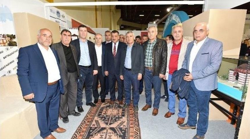 Yapex Fuarında A&ccedil;ılan Battalgazi Belediye Standı Yoğun İlgi G&ouml;r&uuml;yor