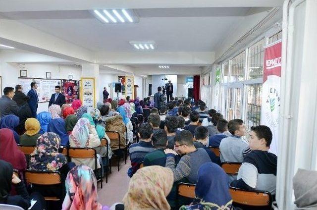 Yeşilyurt Belediye Başkanı Polat Gençlerle Bir Araya Geldi