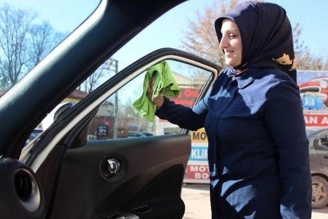 Ara&ccedil; Temizliğine Kadın Eli Değdi 1