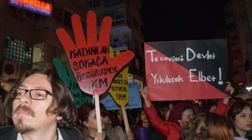 İzmir'de, Cinsel Istismar D&uuml;zenlemesine Kadınlardan Tepki