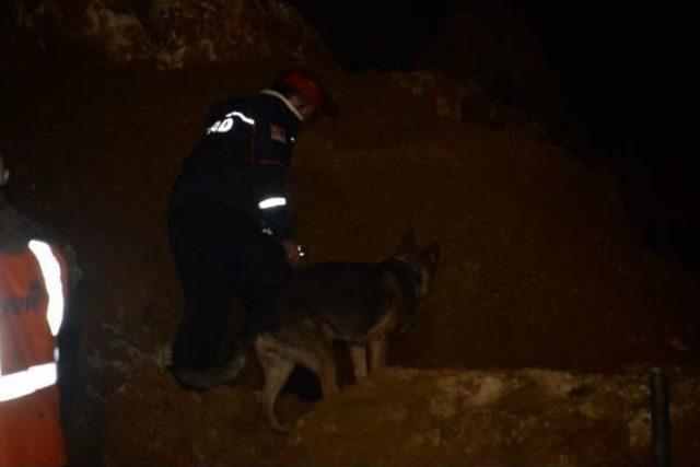 Siirt te Bakır Madeninde Facia; 4 Iş&ccedil;i &Ouml;ld&uuml;, 12 Iş&ccedil;i Aranıyor - Ek Fotoğraflar 1