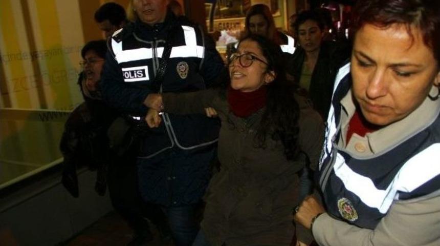 Samsun&rsquo;da İzinsiz Cinsel İstismar Protestosuna 12 G&ouml;zaltı