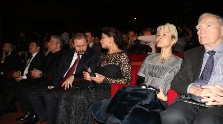 4'&uuml;nc&uuml; Uluslararası Boğazi&ccedil;i Film Festivali &Ouml;d&uuml;l T&ouml;reni Yapıldı