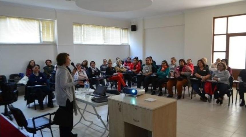 Didim&rsquo;de Kadınlara &Ouml;fke Kontrol&uuml; Anlatıldı