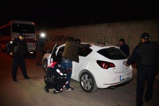 Adana'da Polis Denetiminde 332 Kilo Esrar Ele Geçirildi