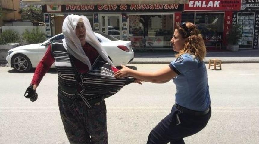 Antalya&rsquo;da 18 Yaş Altı Kız Ve Erkek Dilenci &Ccedil;ocukların İstismarının &Ouml;nlenmesi İ&ccedil;in İki &Ouml;zel Mobil Ekip Kuruldu