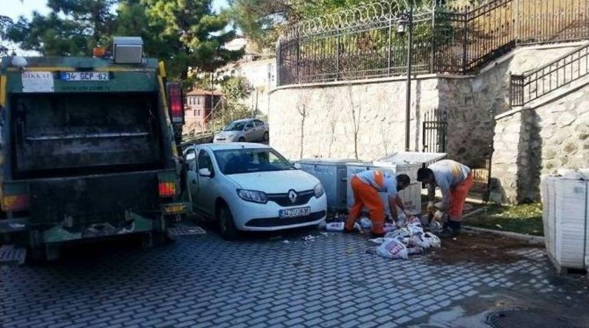 İzmit&rsquo;te G&uuml;nde 60 &Ccedil;&ouml;p Konteyneri Yıkanıyor