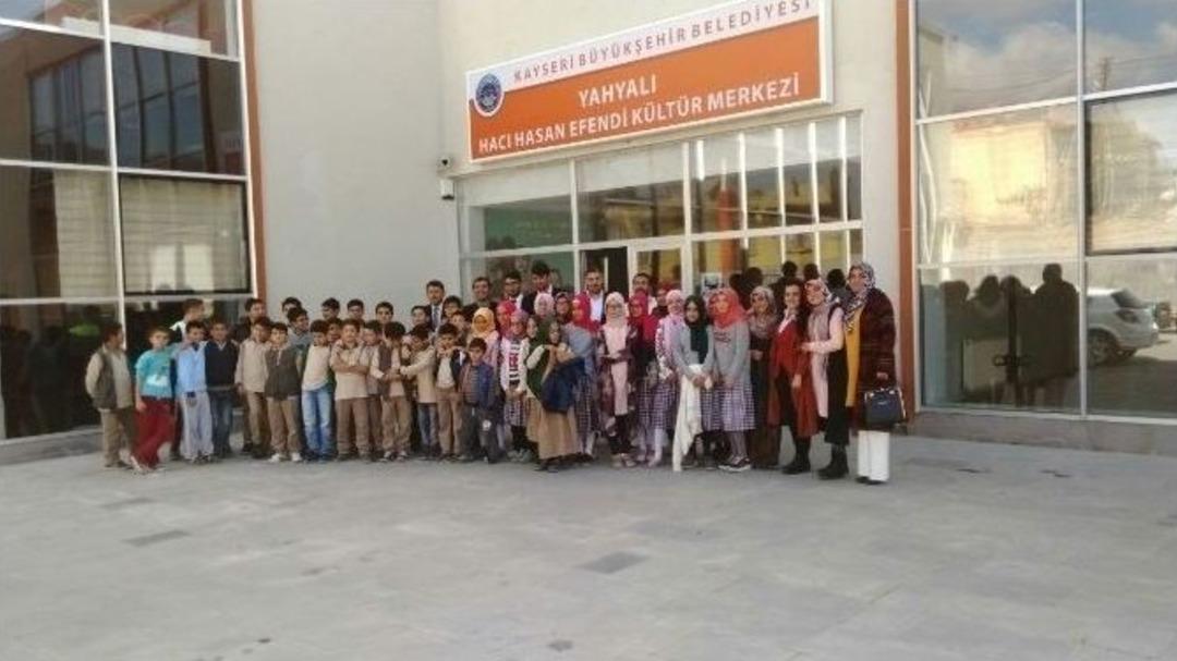 İl&ccedil;elerdeki Sosyal Hayat B&uuml;y&uuml;kşehir İle Canlandı