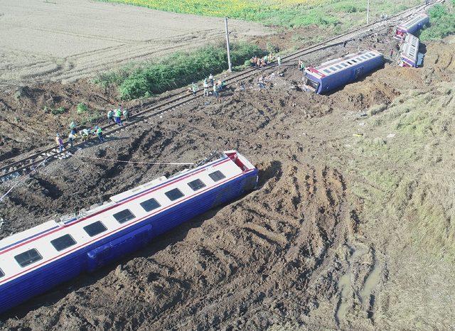 İMO: Çorlu'da tren kazasına 'seri fren' neden oldu