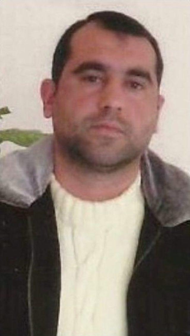 &Ccedil;ifte Cinayet Zanlısı Saklandığı Evde Yakalandı 1