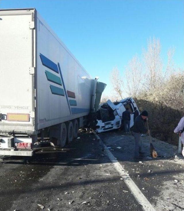 Malatya-kayseri Karayolunda Kaza: 1 Yaralı