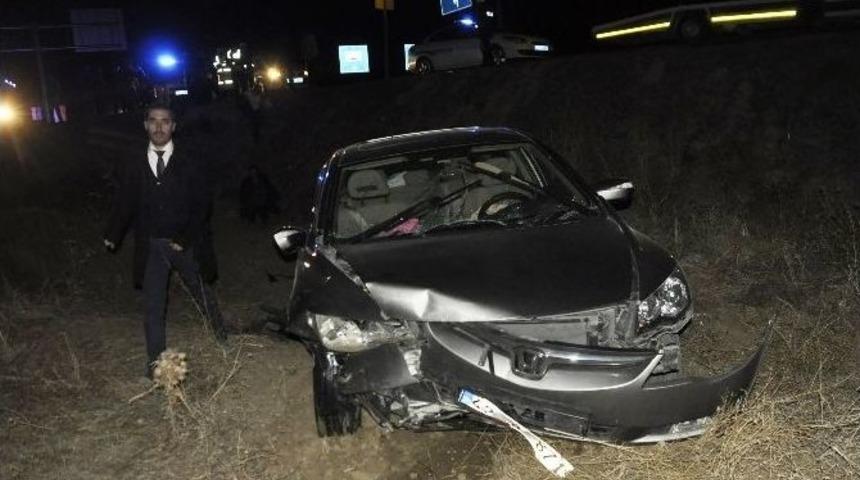 D&uuml;ğ&uuml;n D&ouml;n&uuml;ş&uuml; Kaza: 5 Yaralı