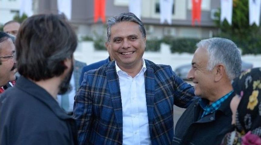 Başkan Uysal, Doğuyaka Mahallesi&rsquo;nde Halk G&uuml;n&uuml;ne Katıldı