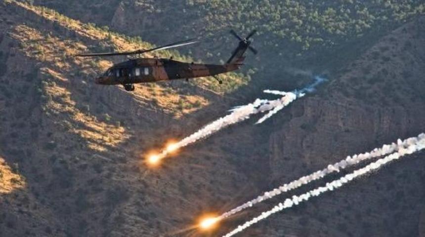 Dha Ankara;tsk, Doğu Ve G&uuml;neydoğu Anadolu B&ouml;lgesinde Pkk' Ya Karşı Y&uuml;r&uuml;t&uuml;len Operasyonların G&ouml;r&uuml;nt&uuml;lerini Paylaştı