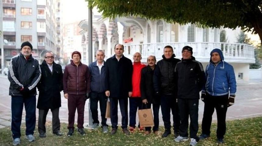 Başkan Altay, Cumartesi İstişarelerini S&uuml;rd&uuml;r&uuml;yor