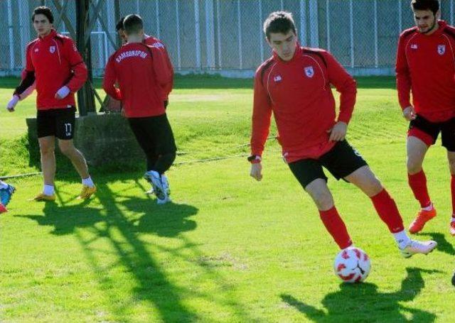 Samsunspor Teknik Direkt&ouml;r&uuml; &Ouml;zk&ouml;yl&uuml;: 3 Puanla D&ouml;nmek Istiyoruz 1