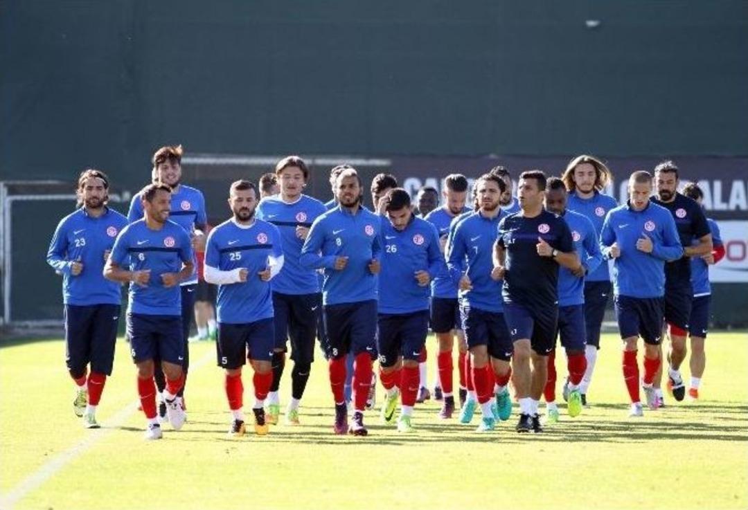 Antalyaspor&rsquo;da Trabzonspor Ma&ccedil;ı Hazırlıkları S&uuml;r&uuml;yor