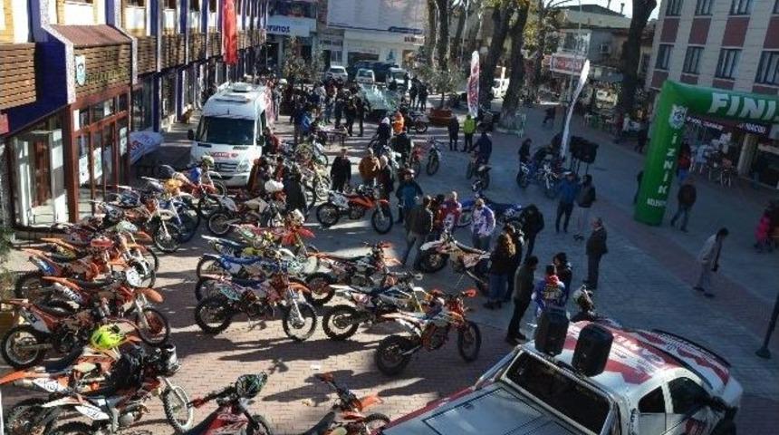 S&uuml;per Enduro Şampiyonası İznik&rsquo;te Başladı