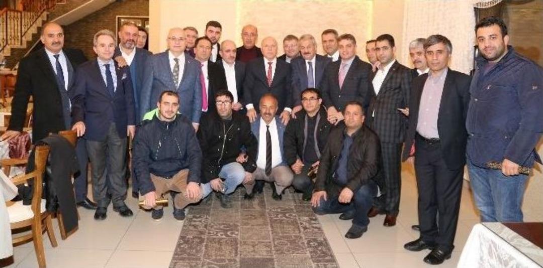 Başkan Sekmen&rsquo;den En G&uuml;zel Ahde Vefa &Ouml;rneği