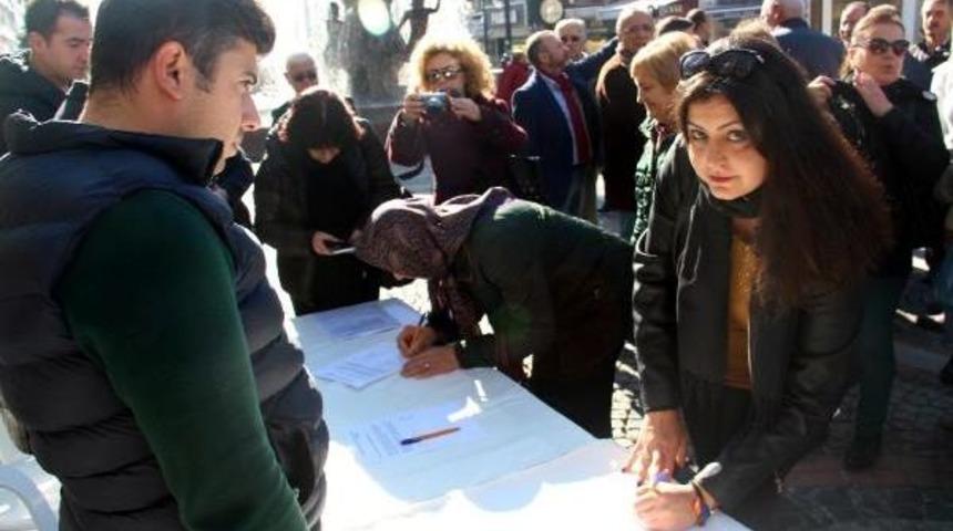 Edirne'de Chp'liler 'cinsel Istismar' Yasa Teklifine Karşı Imza Kampanyası Başlattı
