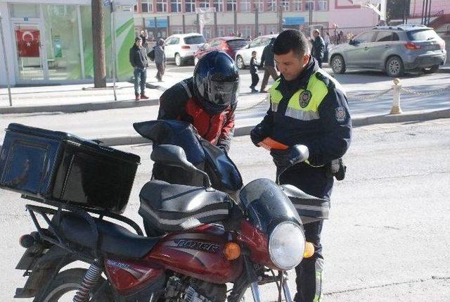 Tokat’ta Motosiklet Sürücülerine Yönelik Uygulamalar Sıklaştırıldı