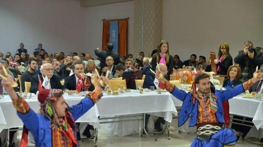 Başkan Ata&ccedil;, Bilecikliler Gecesine Katıldı