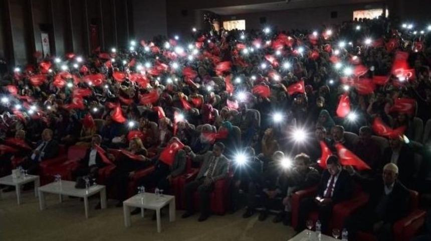 15 Temmuz Şehitleri Dursun Ali Erzincanlı&rsquo;nın Şiirleriyle Anıldı