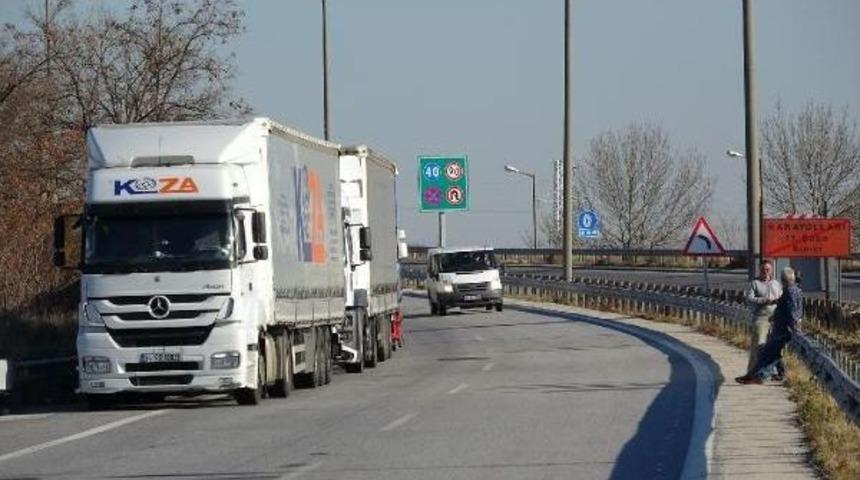 Kapıkule'de Mazot Bitti, Tır Kuyruğu Uzadı