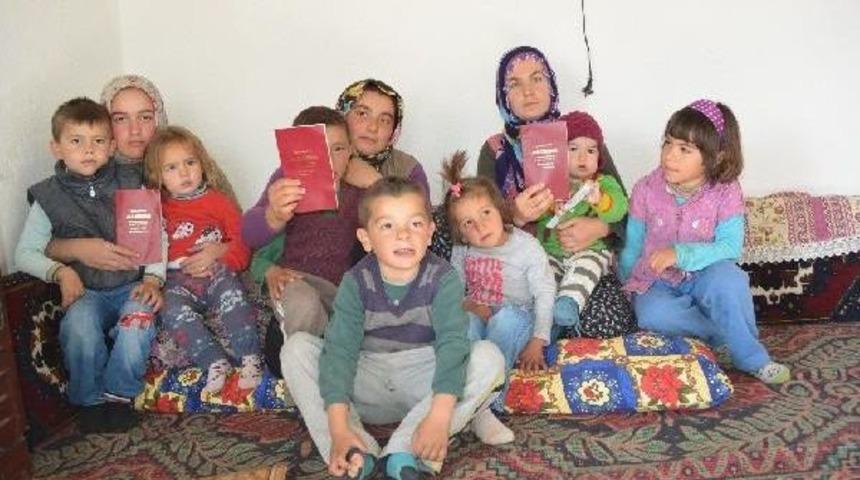 Kocaları Cezaevinde Olan &Ccedil;ocuk Gelinler 'cinsel Istismar D&uuml;zenlenmesini' Bekliyor