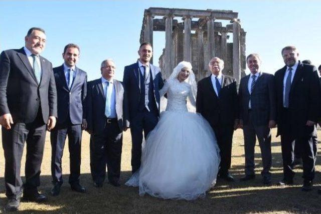 Bakan Avcı Kütahya da Sıtkı Olçar Çini Müzesi ni Açtı (2) 3