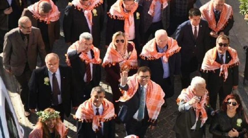 Milas Zeytin Hasat Şenliği Başladı