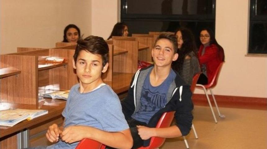&Ouml;ğrenciler Burada Eğlenerek &Ouml;ğreniyorlar