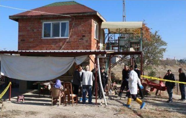 Baba- Oğul Sobadan Sızan Gazdan Zehirlenip Öldü