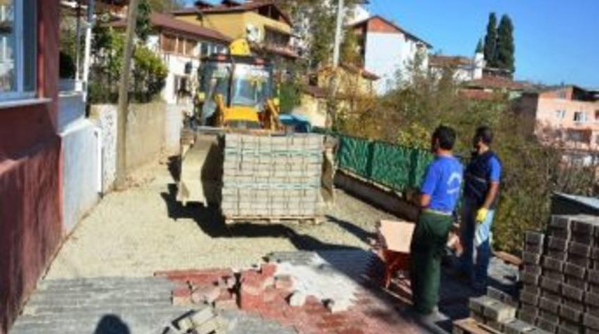 İzmit Belediyesi, Elbeyoğlu Sokağa Baştan Sona Parke D&ouml;şedi