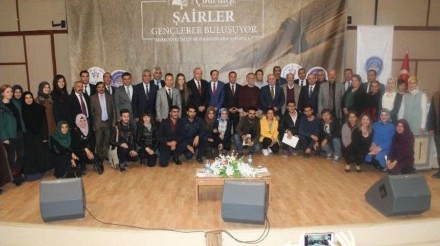 Vanlı Gen&ccedil;ler Şiirle Buluştu