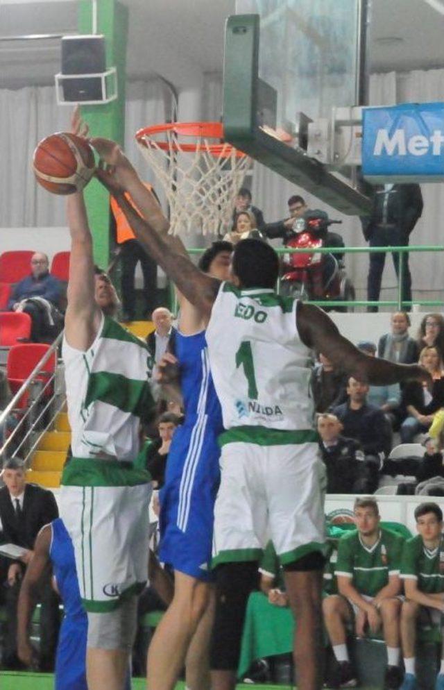 Yeşilgiresun Belediyespor-İstanbul Bbsk: 82-67