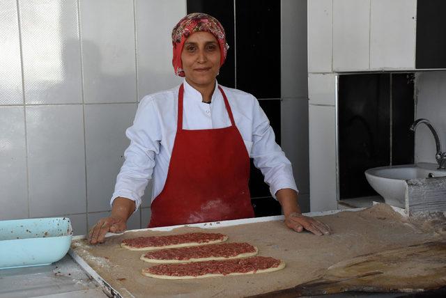 Kadın fırın ustaları, erkeklere taş çıkartıyor