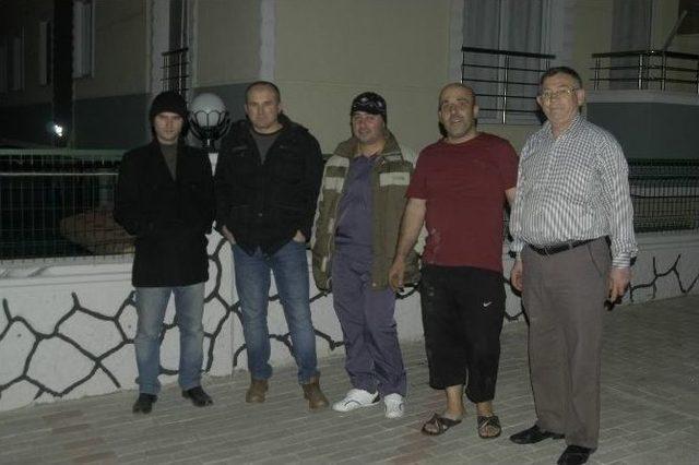 (&ouml;zel) Tıkanan Lağım Borusu Vatandaşı Perişan Etti 2