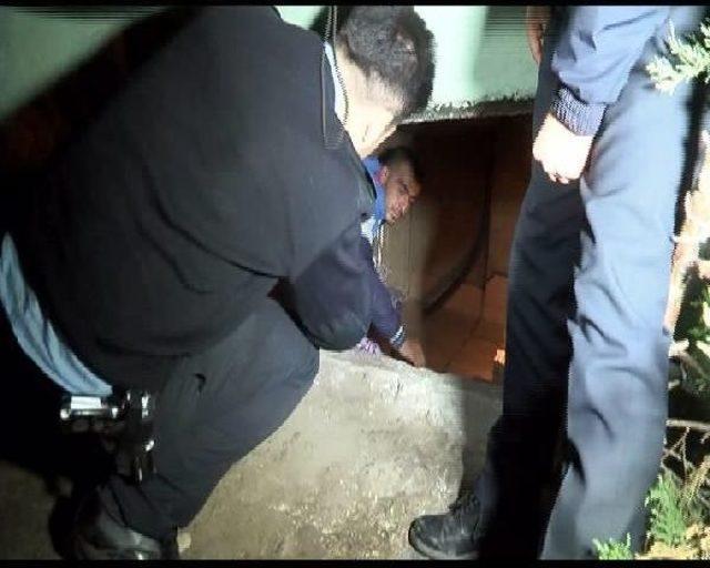 Polis Sokak Sokak Firar Eden Yabancı Aradı 3