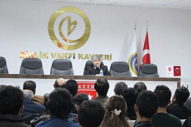 Yapımcı Metin U&ccedil;akan Birlik Vakfı Kayseri Şubesi&rsquo;nde S&ouml;yleşiye Katıldı 1