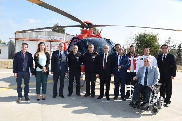 Vali Mahmut Demirtaş, İl Sağlık Müdürlüğü İle 112 Hava Acil Ambulans Helikopter Servisi’nde İncelemelerde Bulundu