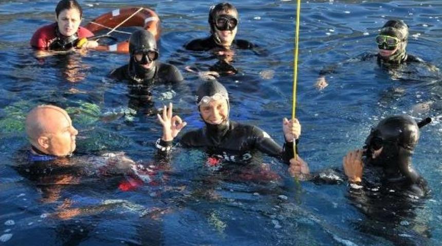 Derya Can, Avusturya'da Buz Altında D&uuml;nya Rekoru Deneyecek