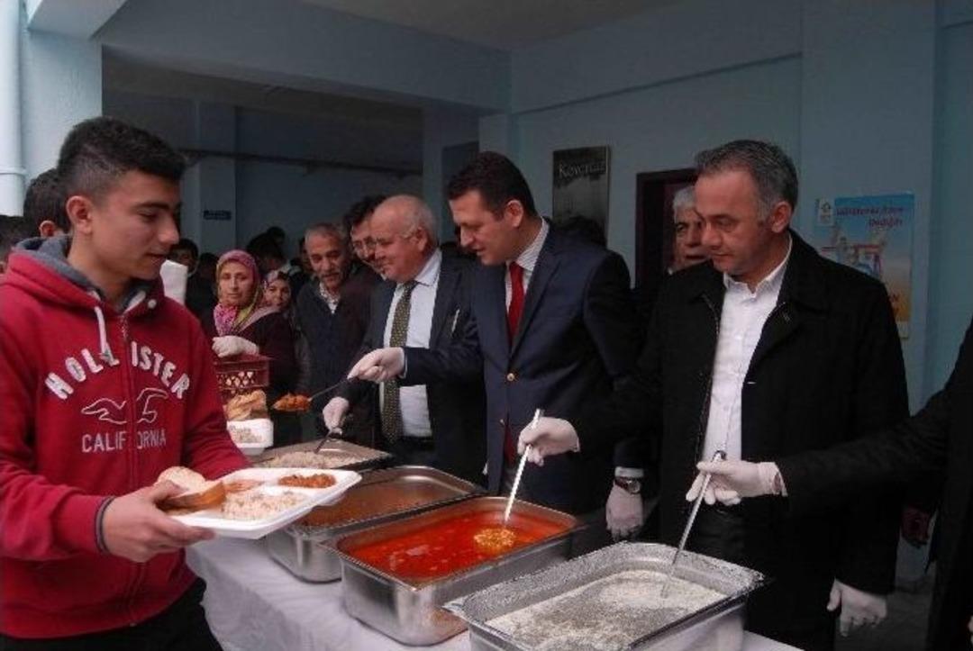 Ortaca&rsquo;da &Ouml;ğrencilerin Karnını Doyuran Proje
