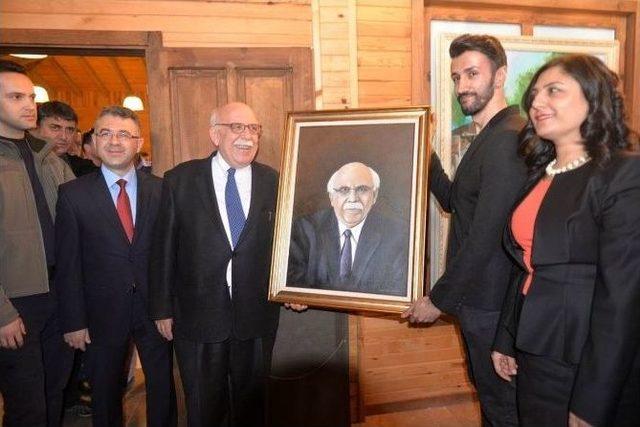 Gediz Gen&ccedil;lik Merkezi Hizmete A&ccedil;ıldı 2