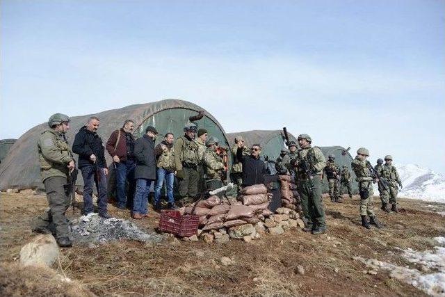 Tunceli Valisinden Askeri Üs Bölgesine Ziyaret