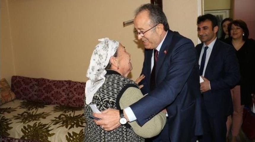 Evde Bakım Hizmetleri Devam Ediyor