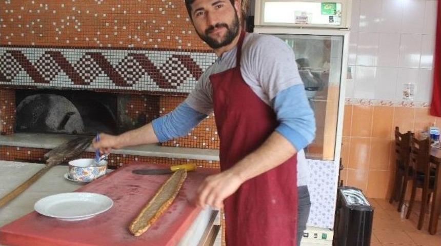 Atanma Umutlarını Yitiren &Uuml;niversite &Ouml;ğrencileri &Ccedil;ıraklığa Başladı