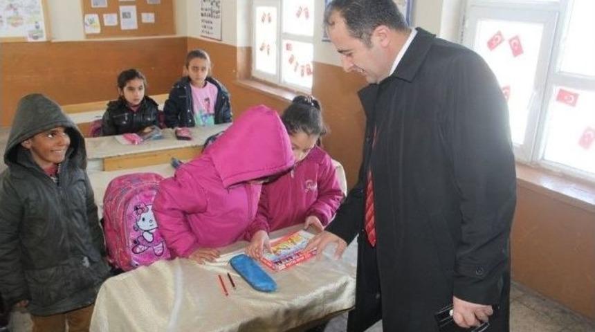 Milli Eğitim M&uuml;d&uuml;r&uuml; Samsa&rsquo;dan Okul Ziyareti